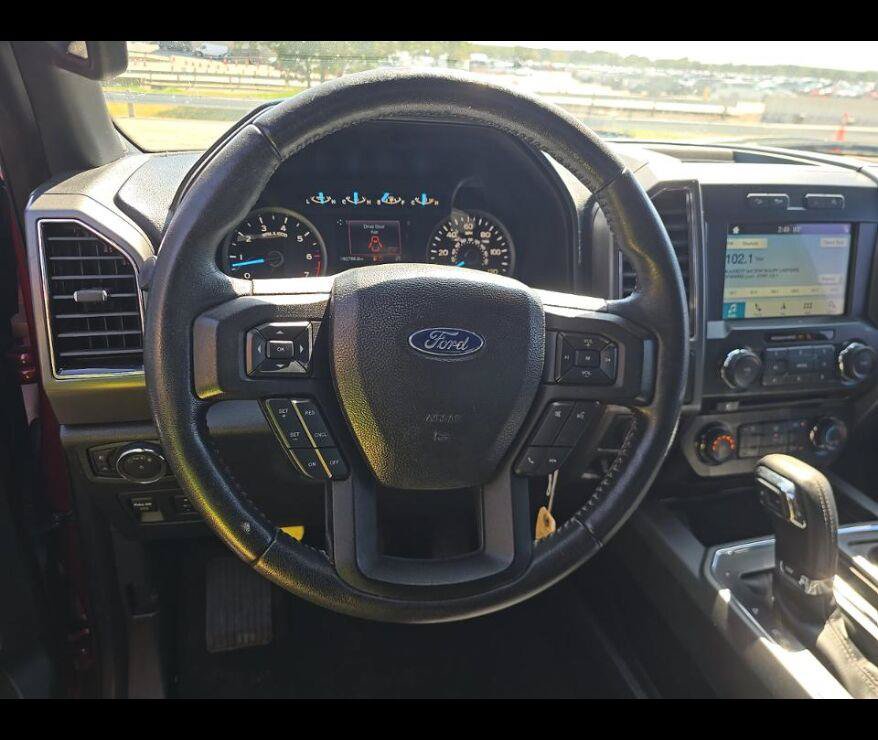Used 2018 Ford F150 XLT w/ Equipment Group 302A Luxury AWD/4WD image 4