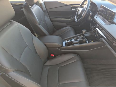 Used 2025 Honda Accord EX-L image 13