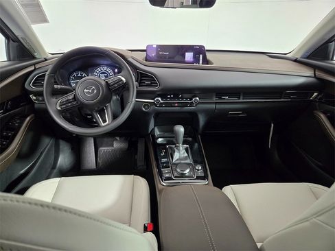 New 2025 MAZDA CX-30 2.5 Turbo w/ Premium Plus Pkg image 14