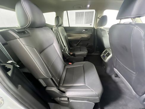 Used 2023 Volkswagen Atlas SEL R-Line image 29