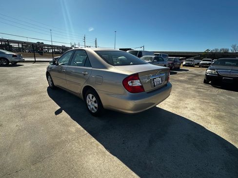 Used 2003 Toyota Camry LE FWD image 3