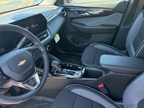 New 2026 Chevrolet TrailBlazer LT w/ Convenience Package AWD/4WD image 13