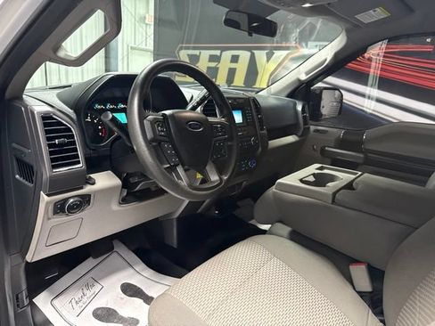 Used 2016 Ford F150 XLT AWD/4WD image 6