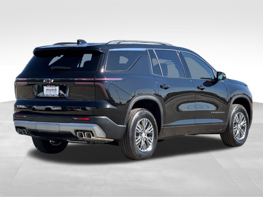 New 2027 Chevrolet Traverse LT FWD image 5