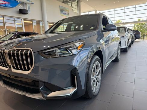 New 2026 BMW X1 xDrive28i w/ Technology Package AWD/4WD image 3