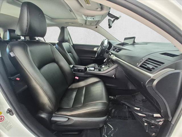Used 2011 Lexus CT 200h Premium w/ Premium Audio Pkg FWD image 25