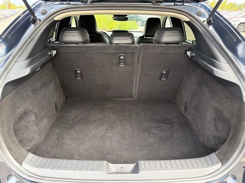 Used 2025 MAZDA CX-30 AWD 2.5 S w/ Preferred Package image 18