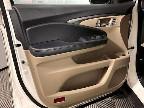 Used 2019 Honda Pilot EX-L image 18