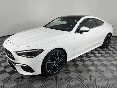 New 2026 Mercedes-Benz CLE 300 4MATIC Coupe image 8
