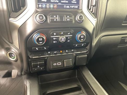 Used 2020 Chevrolet Silverado 1500 RST w/ Texas Edition RWD image 19