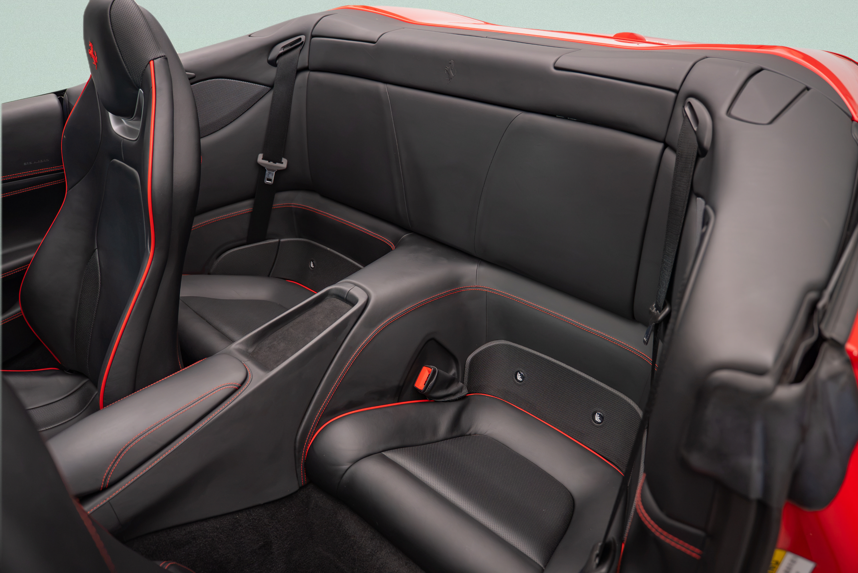 Used 2023 Ferrari Portofino M RWD image 11