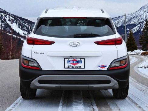 Used 2023 Hyundai Kona SE image 5