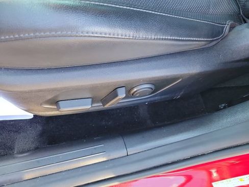 Used 2022 Hyundai Elantra Limited FWD image 21