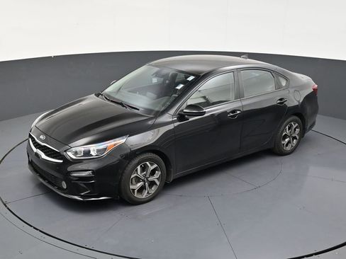 Used 2020 Kia Forte LXS FWD image 12