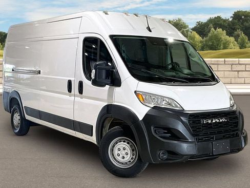 Used 2023 RAM ProMaster 2500 FWD image 2