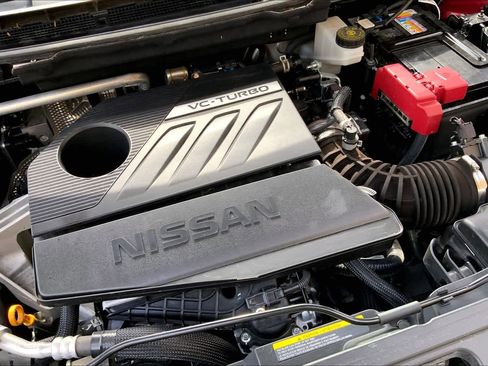 Used 2024 Nissan Rogue Platinum w/ Platinum Premium Package image 30