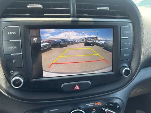 Used 2023 Kia Soul LX w/ Option Group 015 FWD image 16