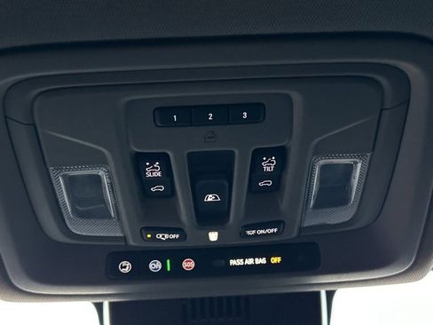 Used 2023 GMC Sierra 1500 Denali image 37