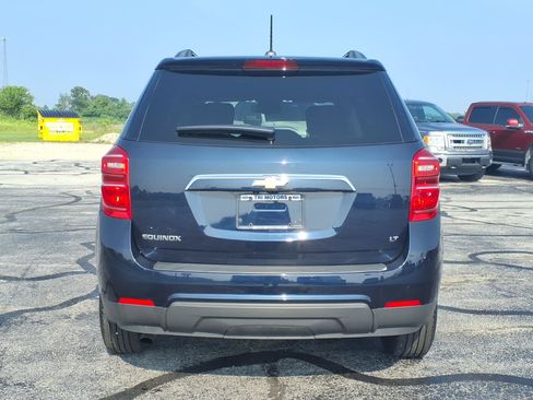 Used 2017 Chevrolet Equinox LT w/ Convenience Package FWD image 4