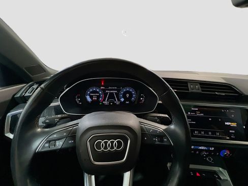 Used 2023 Audi Q3 2.0T Premium image 7