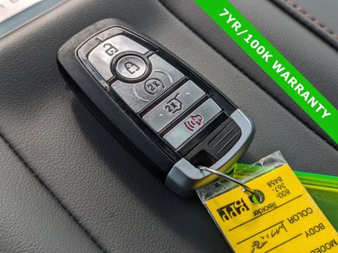 Certified 2025 Ford Expedition Active image 39