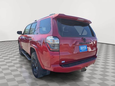 Used 2021 Toyota 4Runner SR5 AWD/4WD image 6