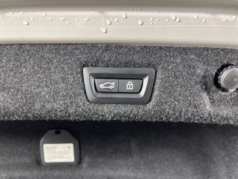 Used 2023 BMW 530i w/ Convenience Package RWD image 43