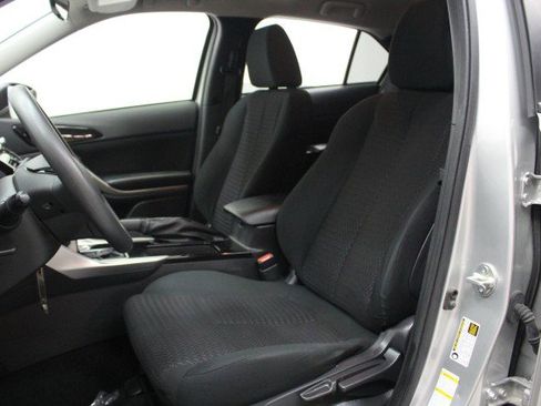 Used 2023 Mitsubishi Eclipse Cross LE image 8