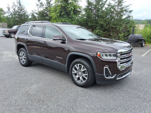 Certified 2020 GMC Acadia SLT FWD image 3