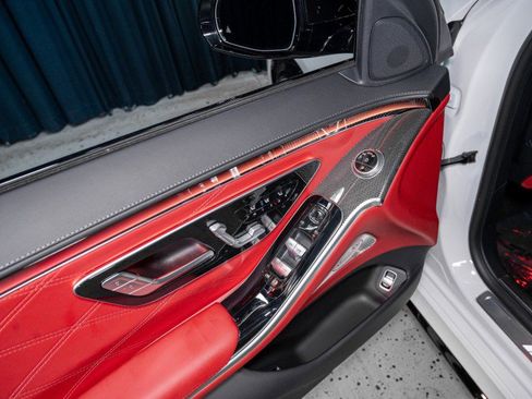 New 2026 Mercedes-Benz S 63 AMG S image 10