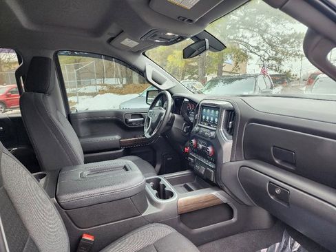 Used 2021 Chevrolet Silverado 1500 LT Trail Boss w/ Convenience Package II image 11