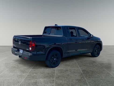 Used 2020 Honda Ridgeline Black Edition image 5