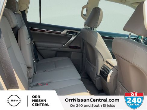 Used 2019 Lexus GX 460 Premium AWD/4WD image 12