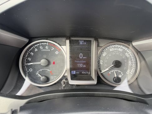 Used 2023 Toyota Tacoma SR5 w/ SX Package image 20