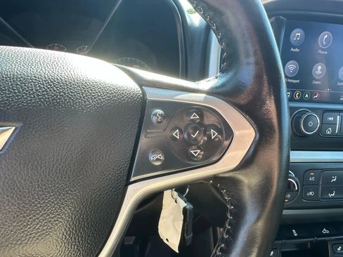 Used 2022 Chevrolet Colorado LT w/ Luxury Package image 32