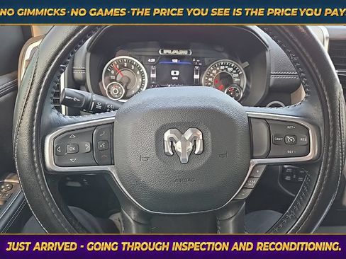 Used 2022 RAM 1500 Laramie AWD/4WD image 17