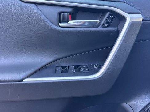 Certified 2022 Toyota RAV4 XSE AWD/4WD image 12