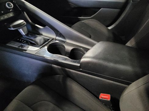 Used 2023 Hyundai Elantra SEL w/ Convenience Package FWD image 26