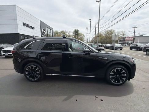Certified 2024 MAZDA CX-90 Plug-In Hybrid w/ Premium Plus AWD/4WD image 9