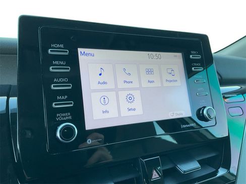 Used 2024 Toyota Camry SE image 12