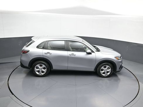 Certified 2024 Honda HR-V LX image 35