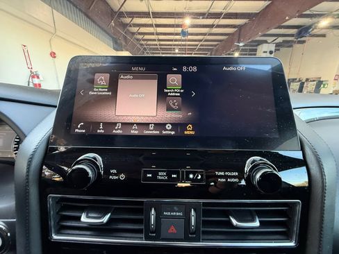 Used 2022 Nissan Armada SV w/ SV Appearance Package RWD image 21