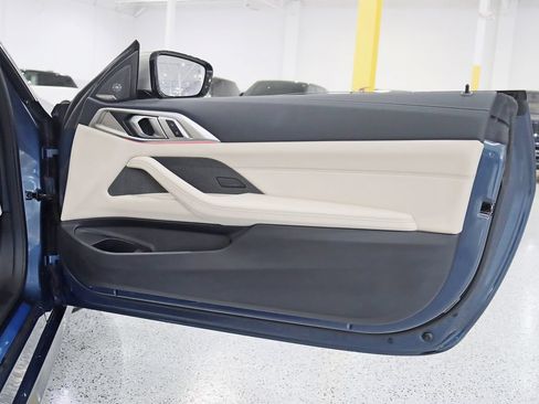 Used 2023 BMW M440i Convertible w/ Premium Package RWD image 36