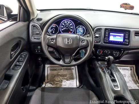 Used 2022 Honda HR-V LX image 17