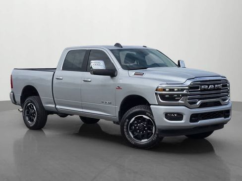 Used 2026 RAM 2500 Laramie AWD/4WD image 8
