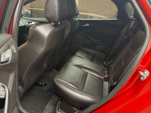 Used 2018 Ford Focus ST w/ Equipment Group 402A image 14