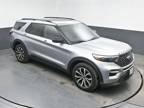 Used 2020 Ford Explorer ST w/ Premium Technology Package AWD/4WD image 19