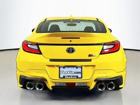 New 2026 Toyota GR86 YUZU Limited image 6