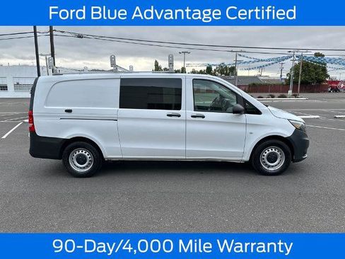 Used 2022 Mercedes-Benz Metris image 9