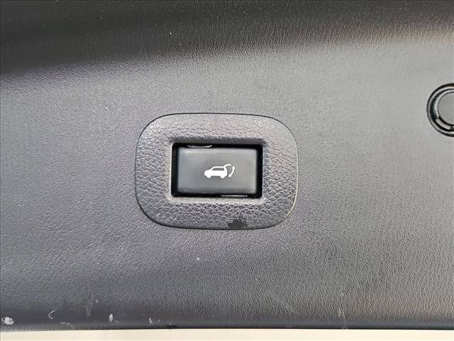 Used 2020 Nissan Armada SV w/ Driver Package RWD image 7